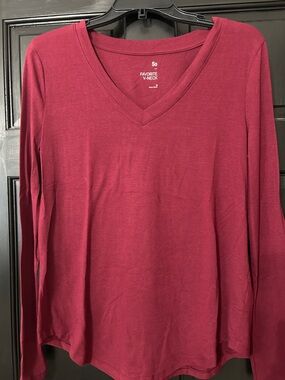 SO Burgundy V-Neck Long Sleeve Top